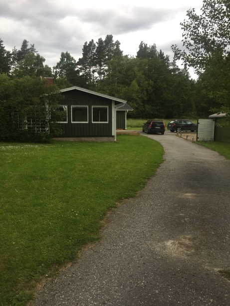 Bild för uppdrag: Asfaltering av infart i Värmdö, 6/4 2020