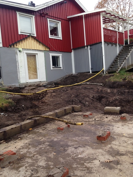 Bild för uppdrag: Fasadmålning av ett hus i Värmdö