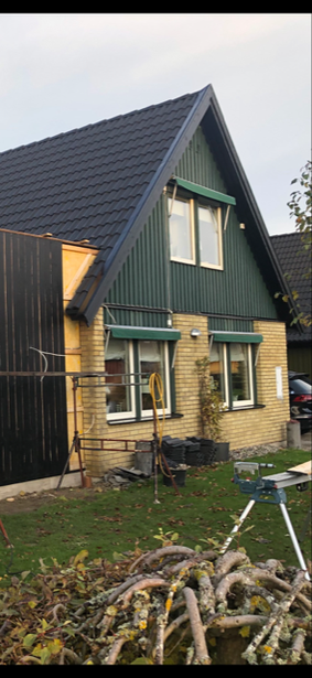 Bild för uppdrag: Målning av 2 st gavlar på huset i Staffanstorp