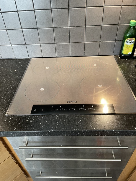 Bild för uppdrag: Renovering av 20 kvm kök i Hallstahammar