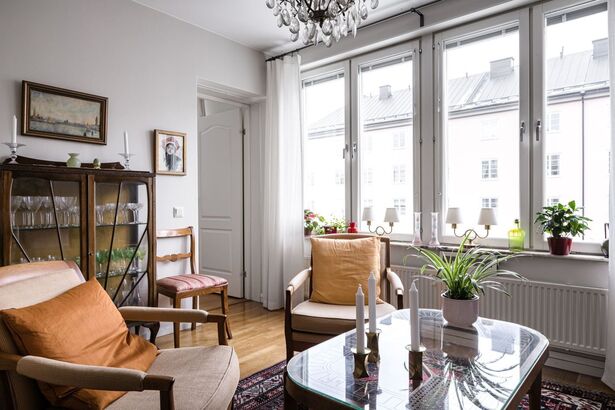 Bild för uppdrag: Måla om en lägenhet i Sundbyberg, inom 3 månader