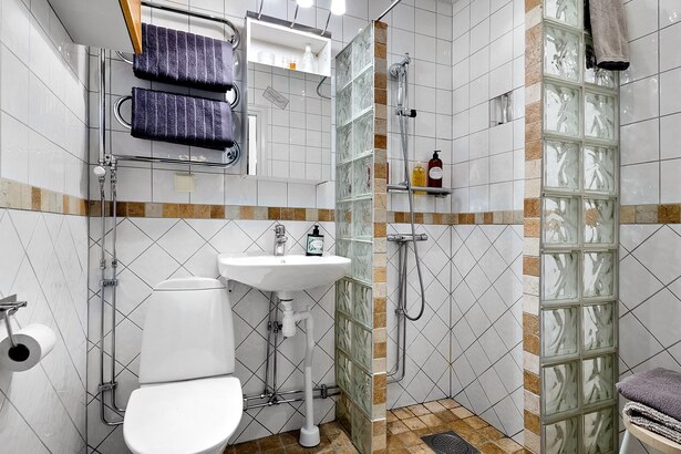 Bild för uppdrag: Renovering av badrum i Stockholm, 3/8