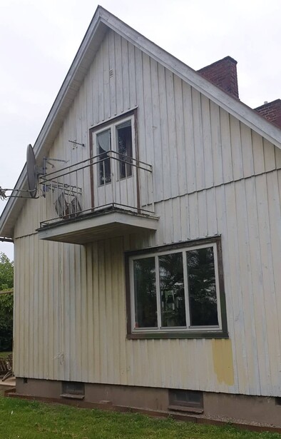 Bild för uppdrag: Fasadmålning av ett hus i Bjuv, inom 3 månader