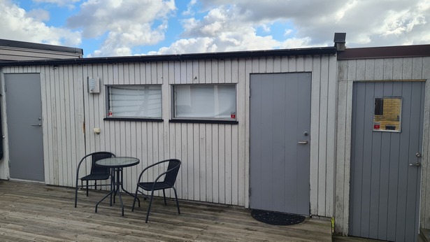 Bild för uppdrag: Renovering av träfasad i Svedala