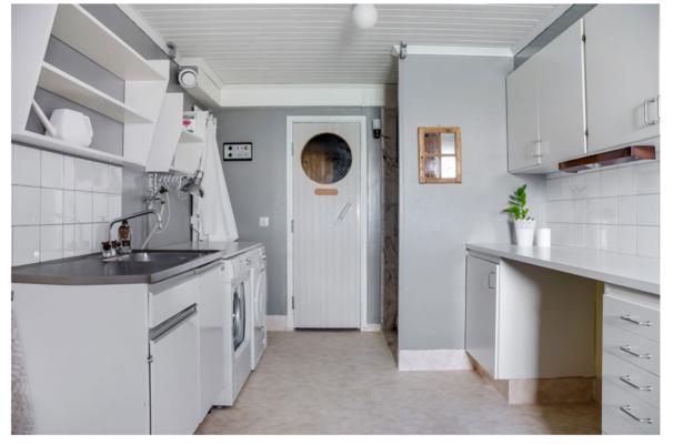 Bild för uppdrag: Renovering av tvättstuga med tillhörande duschutrymme i Kil